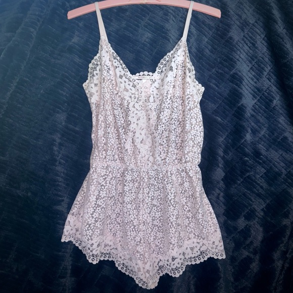 NWOT Victoria's Secret Body by Victoria Lace Romper - Picture 5 of 11